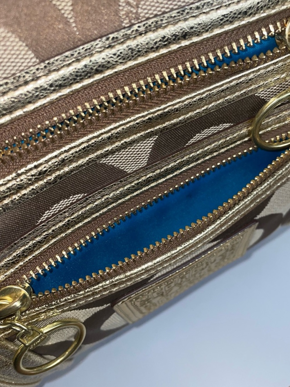 Coach Poppy 2009 Gold Metallic Op Art Glam Tote 13826 - Picture 15 of 16
